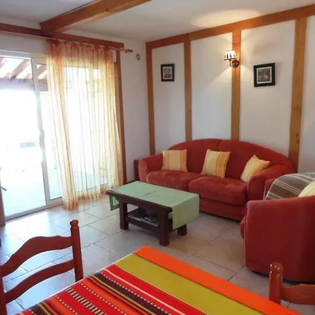 House Goiz-argi 4 Nyaraló *